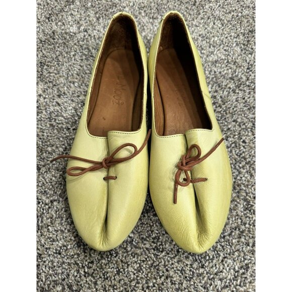 Miz Mooz Lime Green Leather Flats Lace Size 37 EUC - Picture 3 of 5